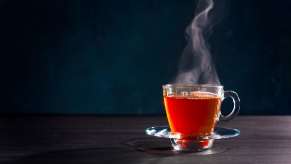 يحتوي الشاي الأحمر على مادة الفلافونويد الضرورية لصحة القلب