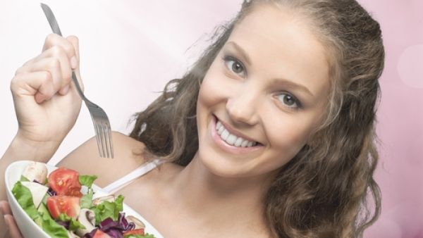 السلطة الخضراء توفر المزيد من الفيتامينات والمعادن من غيرها