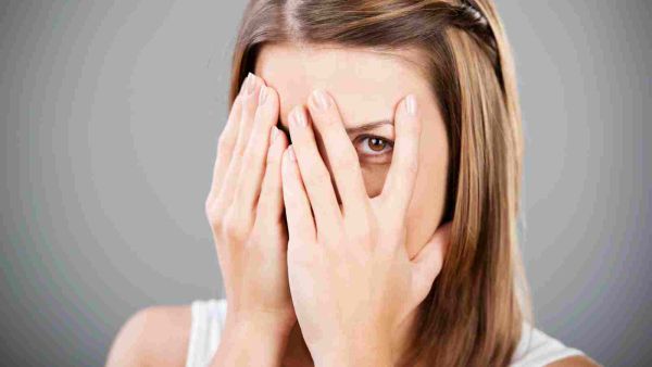 برج الميزان ذكي للغاية إلا أنه غالبًا ما يكون ساذجًا في المواقف الاجتماعية