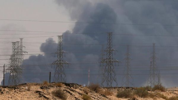 18 طائرة مسيرة ضربت أكبر منشأة في العالم لمعالجة النفط بالسعودية