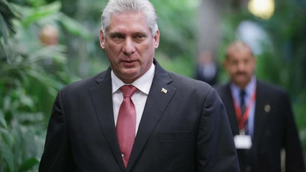 الرئيس الكوبي ميغيل دياز كانيل