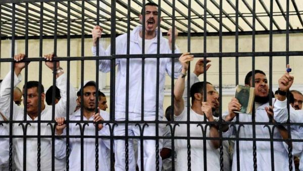 حكم أولي بإعدام 6 أشخاص أدينوا بالهجوم على فندق غربي القاهرة عام 2016