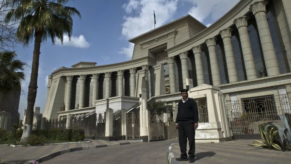 ويواجه المتهمون اتهامات بالتخطيط لتنفيذ عمليات إرهابية ويواجه المتهمون اتهامات بالتخطيط لتنفيذ عمليات إرهابية