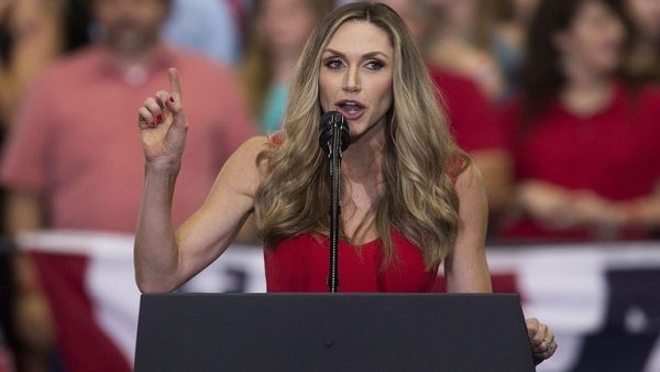 لارا ترامب عقيلة أريك ترامب نجل الرئيس الأمريكي