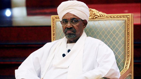  الرئيس السوداني المعزول عمر البشير