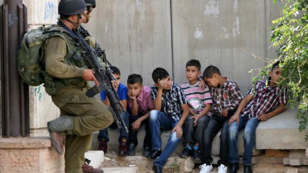 تل أبيب ترسل 192 طفلا فلسطينيا إلى أوروبا لتبنيهم من آباء، أديانهم مخالفة لأديان الأطفال