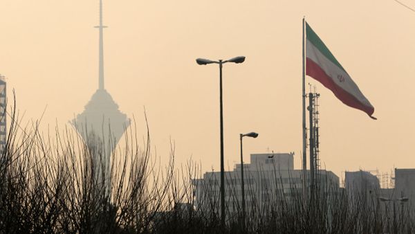 امرأة اخترقت 16 من الموظفين في وزارة النفط، وتمكنت من اتخاذ قرارات مهمة في وزارة