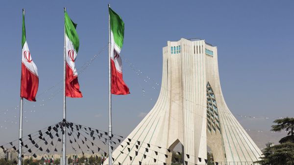 إتمام صفقة تبادل سجناء بين الجمهورية الإسلامية ودولتين خليجيتين