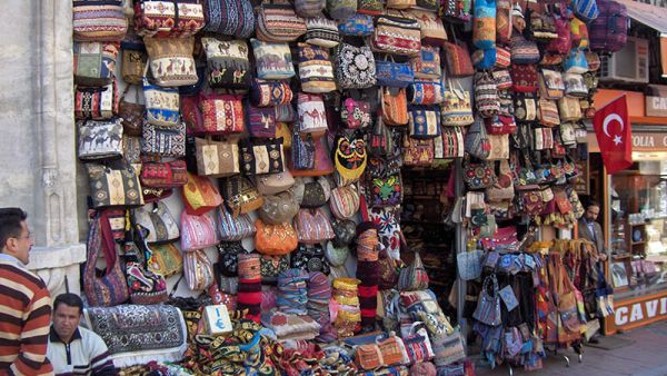 أسواق شعبية في اسطنبول