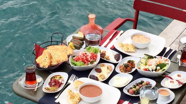 مطاعم في منطقة ترابيا باسطنبول