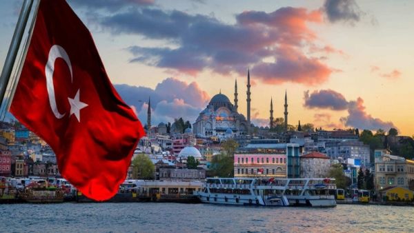 مراهق ووالدته يتعرضان لاعتداءات جنسية من شقيق والده المتوفي.. تفاصيل صادمة!