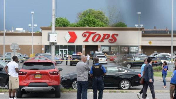 US White Supremacist Kills 10 in Racially Motivated Shooting