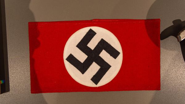 Report: Neo-Nazis, Extremists Committed 21,964 Crimes in Germany Last Year
