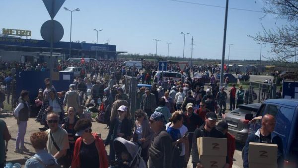 100 Civilians in Ukraine's Mariupol Evacuated