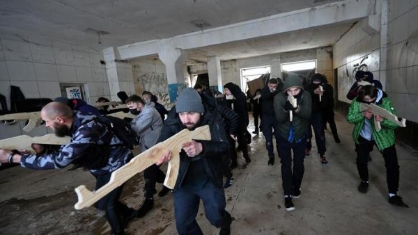 Ukraine’s International Invitation to Foreign Fighters