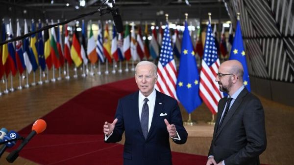 US to Provide $1 Billion in Aid, Accept Ukraine Refugees