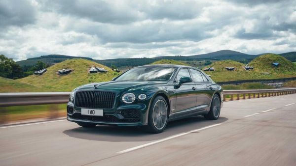 Bentley's New Flying Spur Hybrid: All You Need To Know