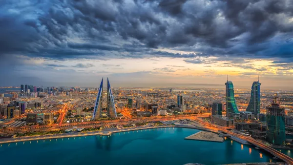 Fitch Downgrades Bahrain's Rating to 'B+'