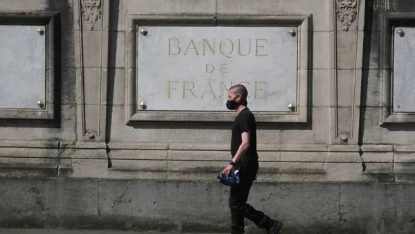 France: Students Line Up for Food Aid as Economy Deteriorates