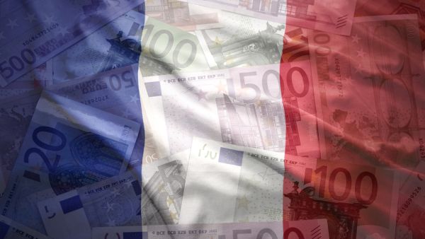 France Aims at Saving Deteriorating Economy by Injecting $49 Billion Stimulus In 2021