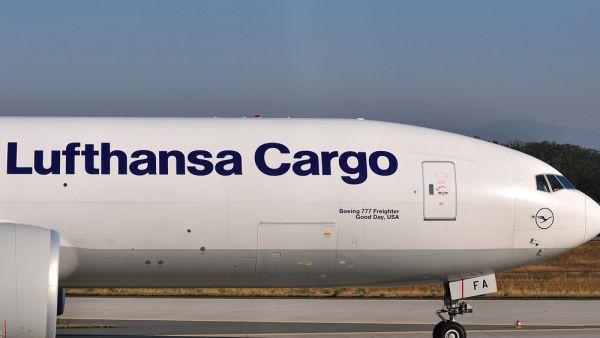 Lufthansa Cargo To Convert Two Airbus 321s Into Freighters To Meet Growing Demand