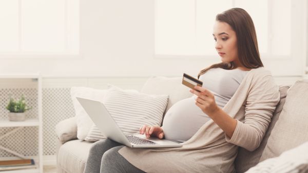 Mother shopping online