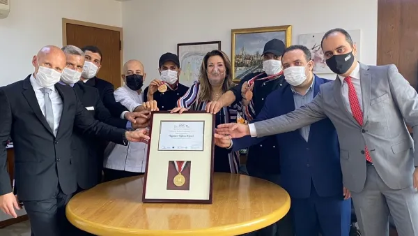 رمسيس هيلتون يفوز بميداليتين من جمعية الطهاة المصريين 
