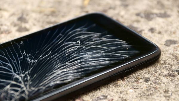 Your Mobile Screen Can Now Heal Itself Within 20 Minutes!