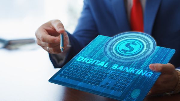 UAE Digital Bank Zand Wins backing from Franklin, Aditya Birla