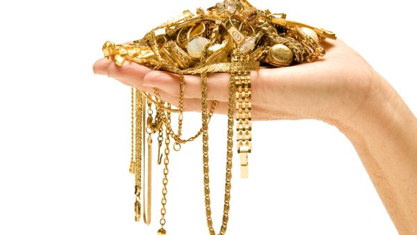 Gold prices sustained an upward trend in past few weeks.