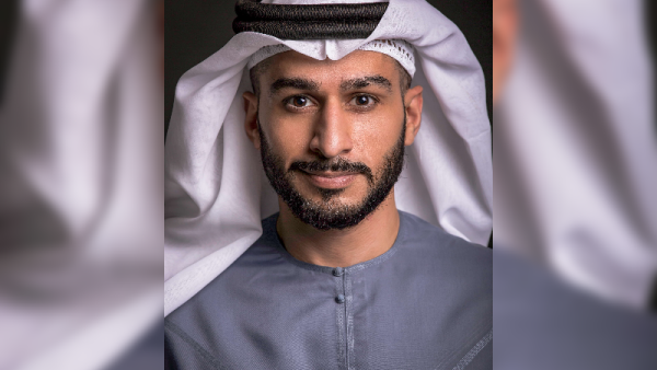 معاذ بوخش، مدير التسويق التنفيذي لدى مجموعة بنك الإمارات دبي الوطني. بنك الإمارات دبي الوطني يطلق حملة "ناس ما لها حدود" المصورة الملهمة احتفالاً بانطلاق إكسبو 2020 دبي