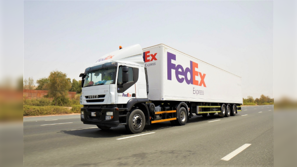 فيديكس إكسبريس تطلق خدماتها المباشرة في الأردن