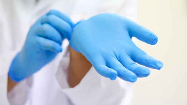 World's Top Latex Glove Manufacturer Shuts Down Factories Due to COVID-19