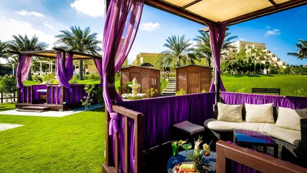 صمم ريكسوس باب البحر هذه الباقات بما يتناسب مع احتياجات كافة الضيوف صمم ريكسوس باب البحر هذه الباقات بما يتناسب مع احتياجات كافة الضيوف
