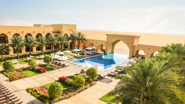 Tilal Liwa Hotel 
