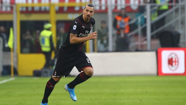 إبراهيموفيتش في ظهوره الأول بعد عودته لميلان