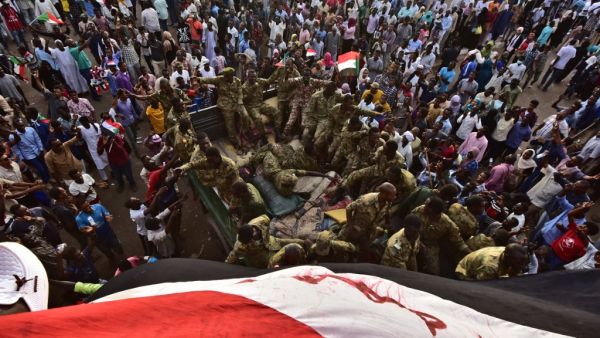 Sudanese protesters today demanded the country's military rulers "immediately" hand power over to a civilian government that should then bring ousted leader Omar al-Bashir to justice. (Ahmed MUSTAFA / AFP)