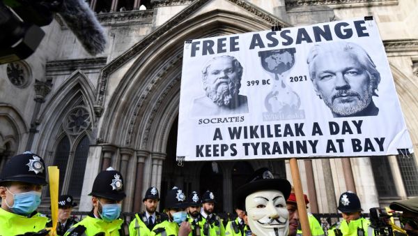 US is appealing a ruling by a British judge not to extradite Julian Assange