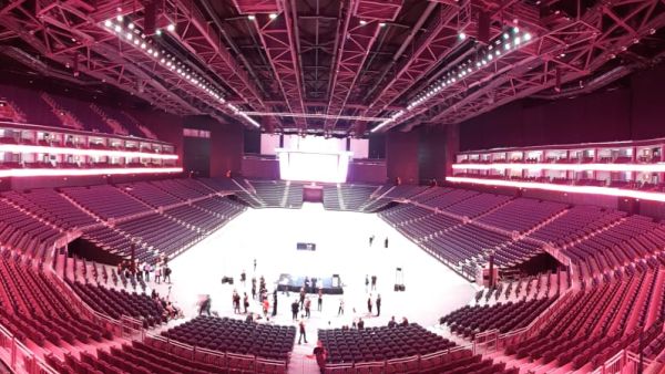 Inside look of Dubai's Coca-Cola Arena. (Juidin Bernarrd/ Twitter/ @khaleejtimes)
