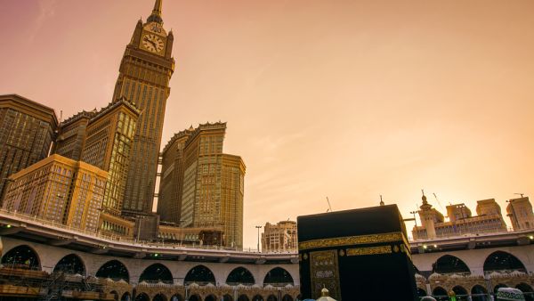 Muslim pilgrims from all over the world gathered to perform Umrah or Hajj at the Haram Mosque in Mecca. (Shutterstock/ File Photo)