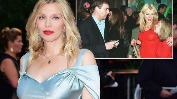 كورتيني لوف