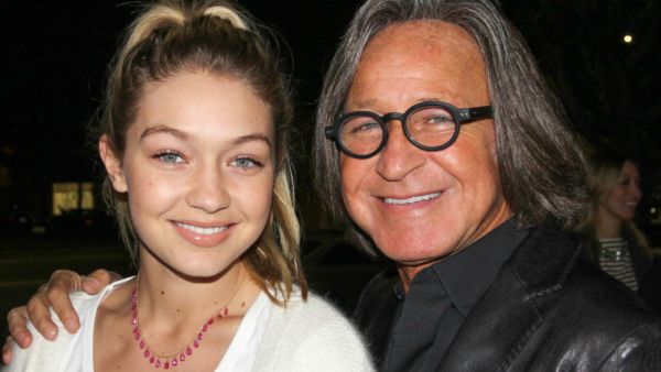 جيجي حديد ووالدها محمد حديد