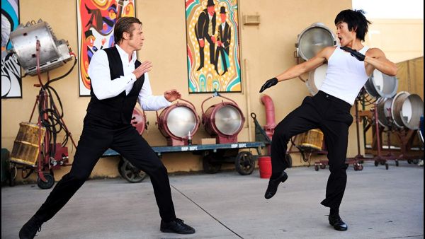 براد بيت وبروس لي