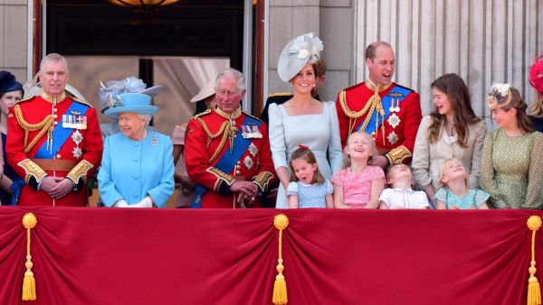 العائلة المالكة البريطانية 