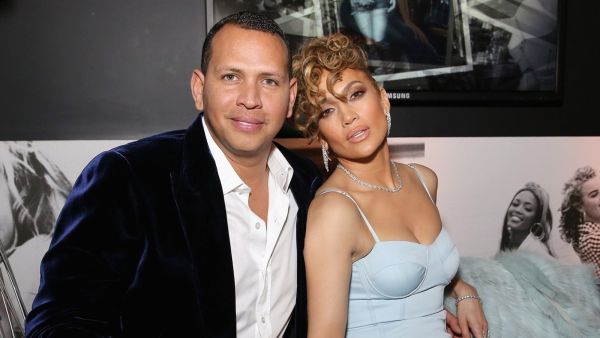 جينيفر لوبيز وأليكس رودريغيز