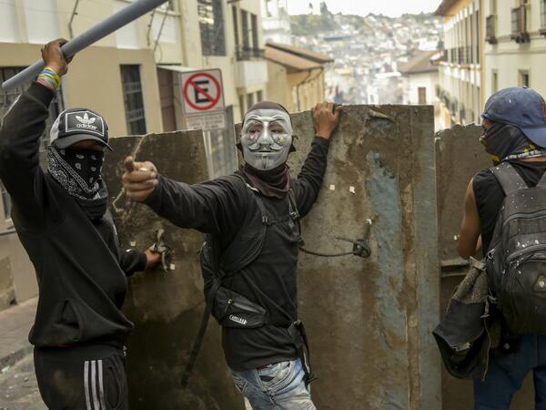 Protests and clashes erupted in Ecuador a week ago, after the government doubled fuel prices as part of an agreement with the International Monetary Fund to obtain loans despite its high public debt. Rodrigo BUENDIA / AFP