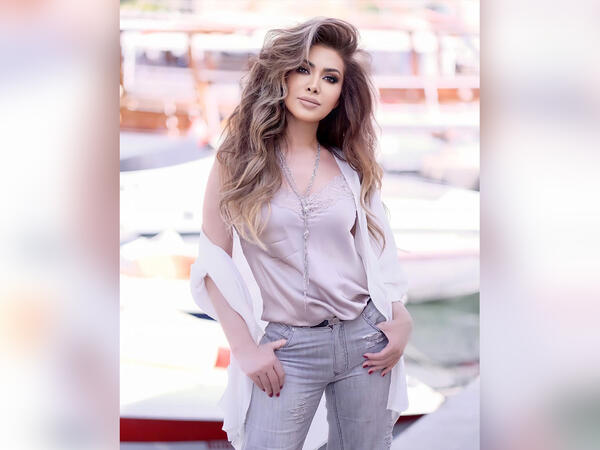 Nawal El-Zoghbi.. Natural and Outdoorsy on Instagram