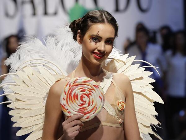 A model displays a chocolate dress at the 2018 chocolate fair fashion show in Beirut on November 8, 2018. 
JOSEPH EID / AFP