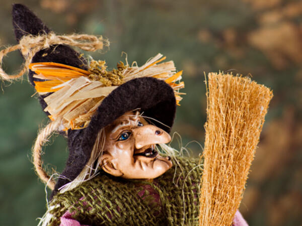 أغرب احتفالات كريسماس حول العالم