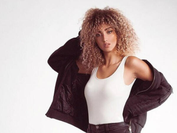 Sara who is an Instagram starlet already and known as 'Myriam Fares look-alike' for her curly iconic hair